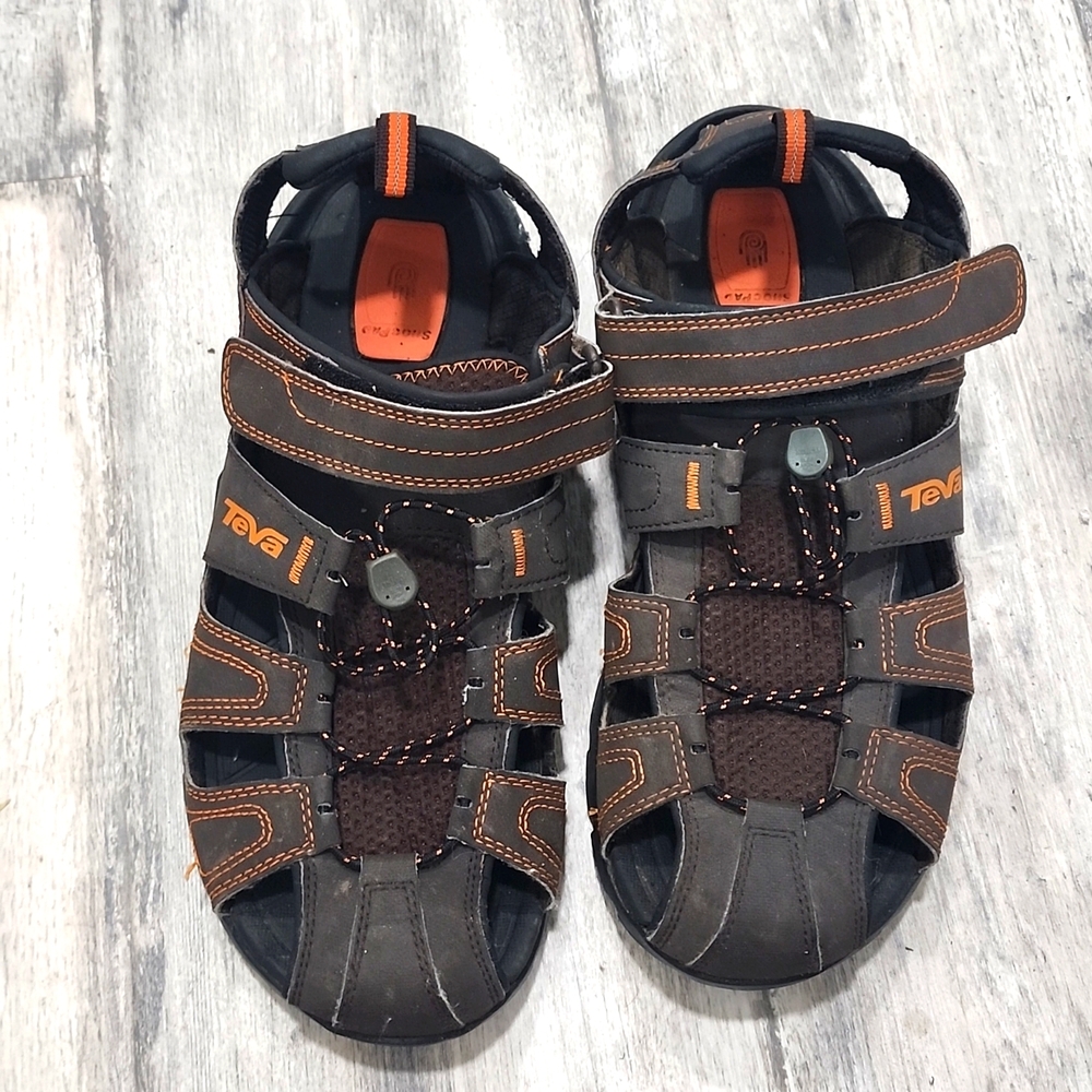 Mens shoes,  sandals Teva with velcro strap